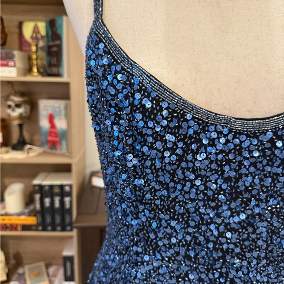 Oleg Cassini Blue Sequin Bodycon Cocktail Dress - Picture 4 of 6